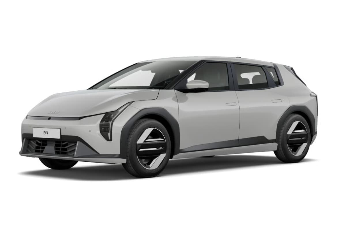 KIA EV4 - Anteriore Sinistra - Sfondo Bianco